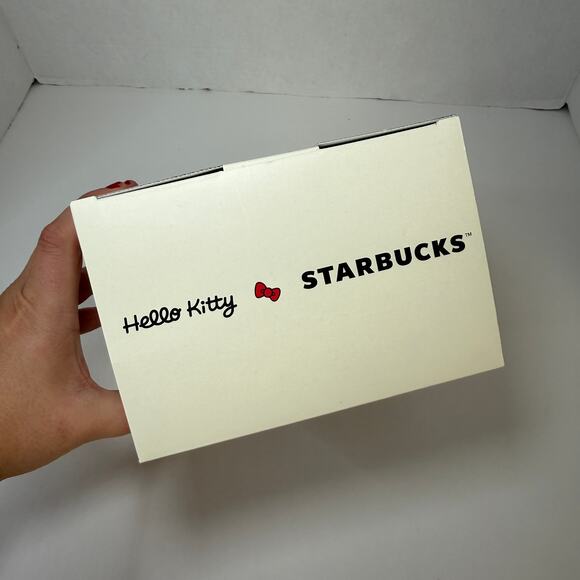 Starbucks Hello Kitty Boxed Plush 2025 Christmas Holiday Limited Edition - Picture 4 of 4